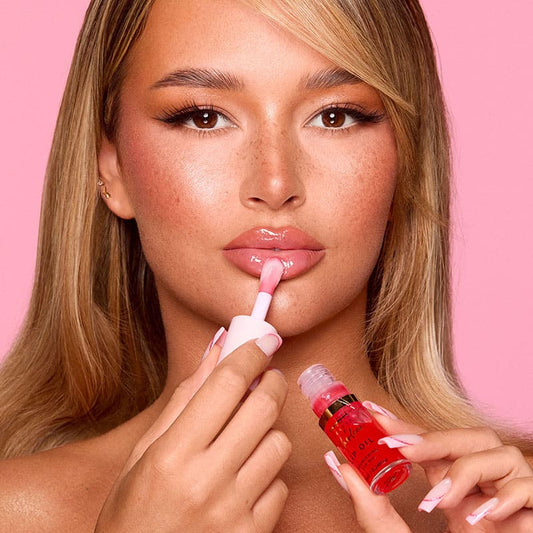 Lip Oil by Kash Beauty X Charleen