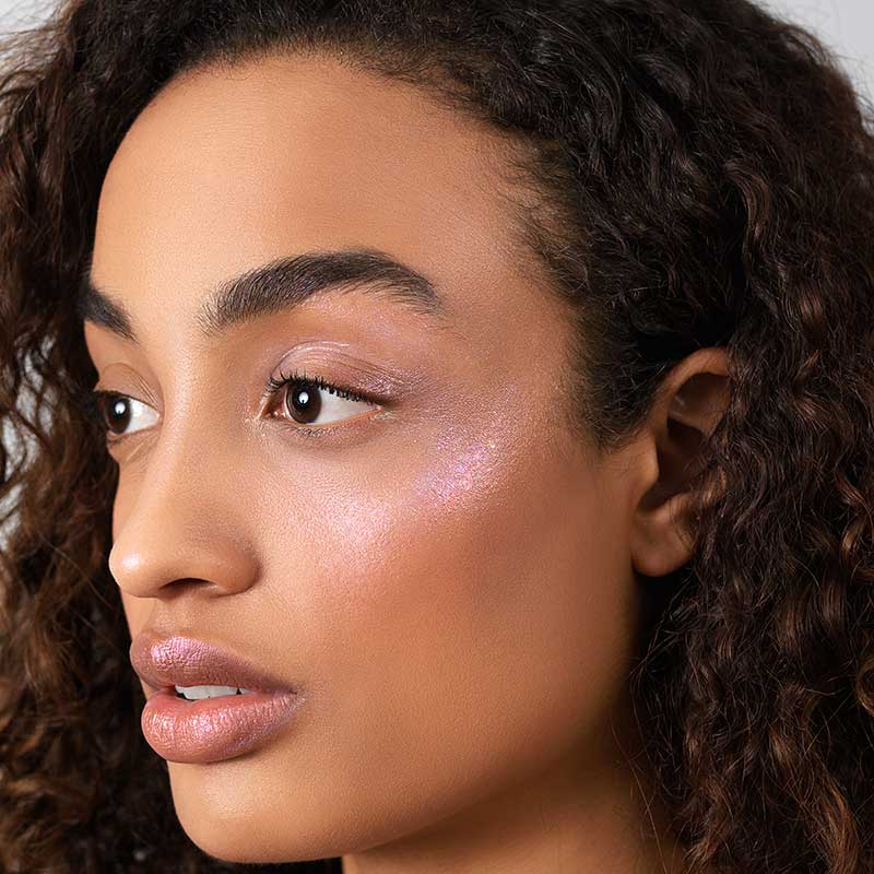 Glitter & Glow Highlighter by Stila