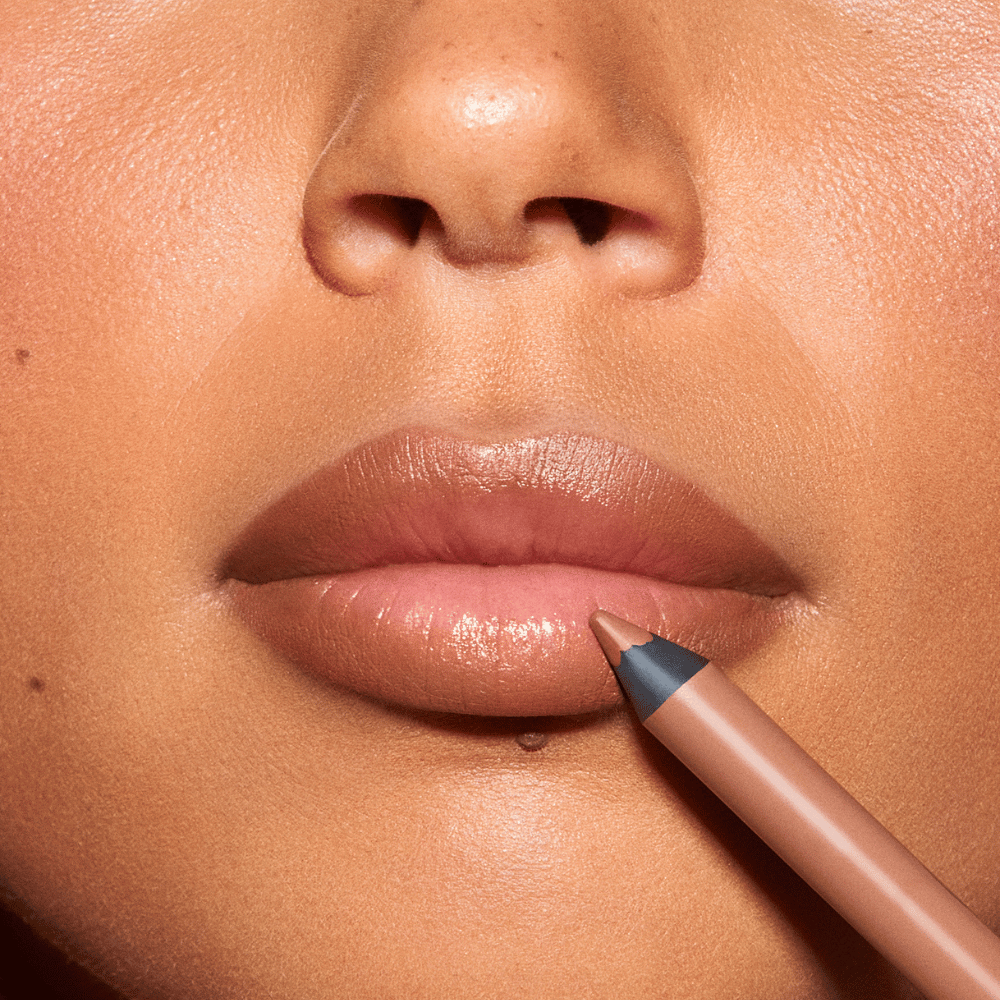 Silk to Set Longwear Lip Liner Pencil by Hildun Beauty