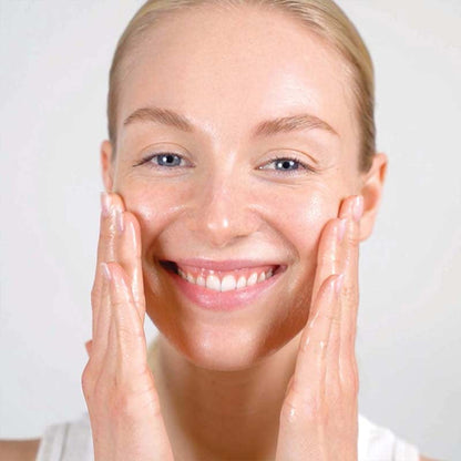 Enzyme Cleansing Gel by Mario Badescu